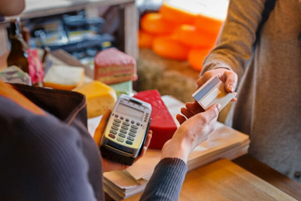 Customer paying for order Customer paying for order
